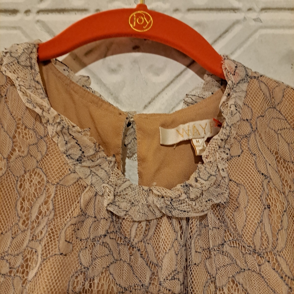 WAYF LACE FLORAL TANK TOP IN SIZE M - Picture 4 of 12